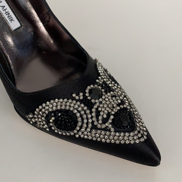 Manolo Blahnik Rare Authentic Black Satin Pumps - Picture 2 of 16